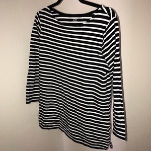 women’s 3/4 sleeve shirt NWOT